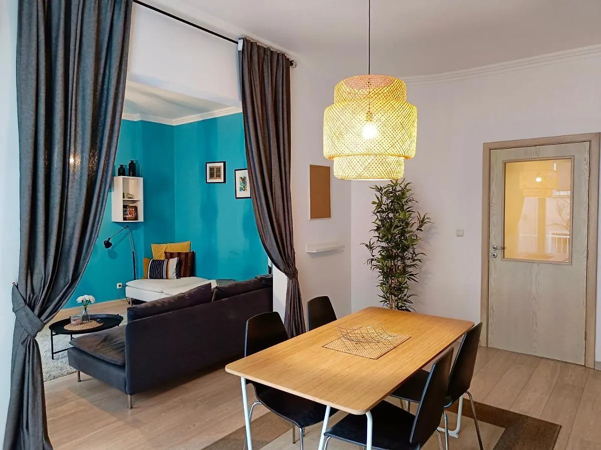 Newly Refurbished Apartment In The City Center Sofia 0*,